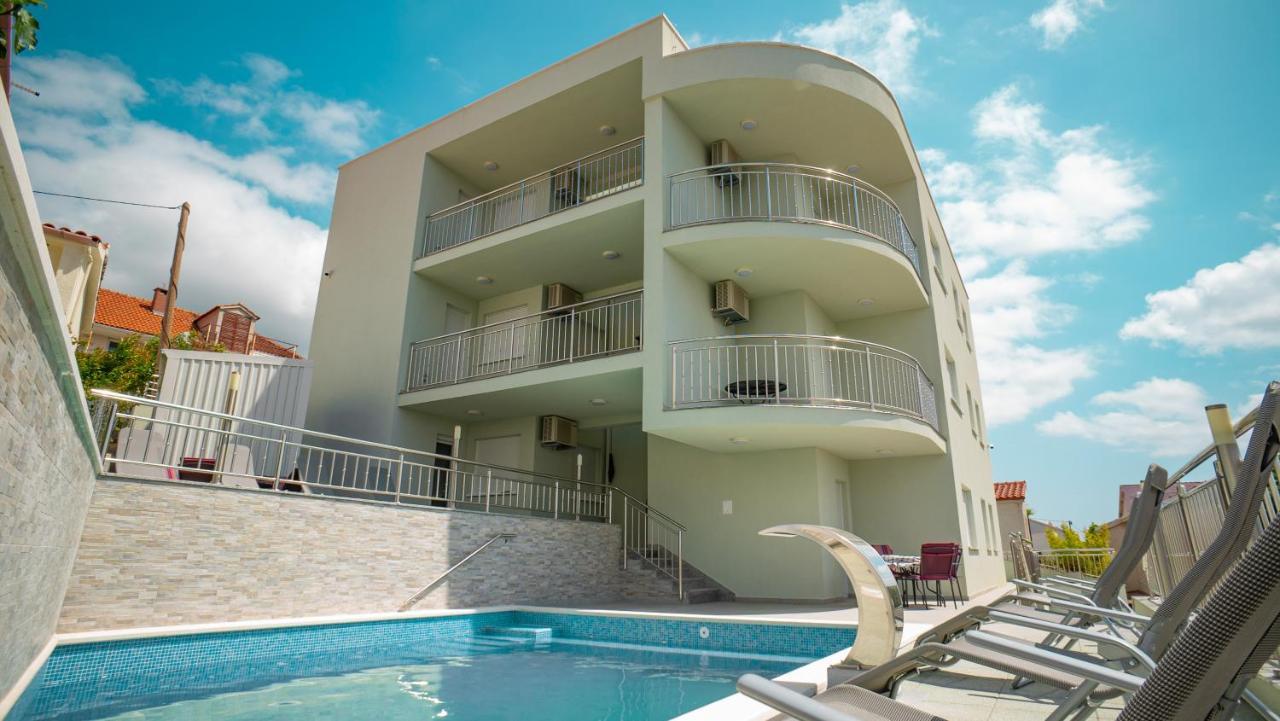 Trogir-Luxury Villa Sapphirus เซเกต วรันยีชา ภายนอก รูปภาพ
