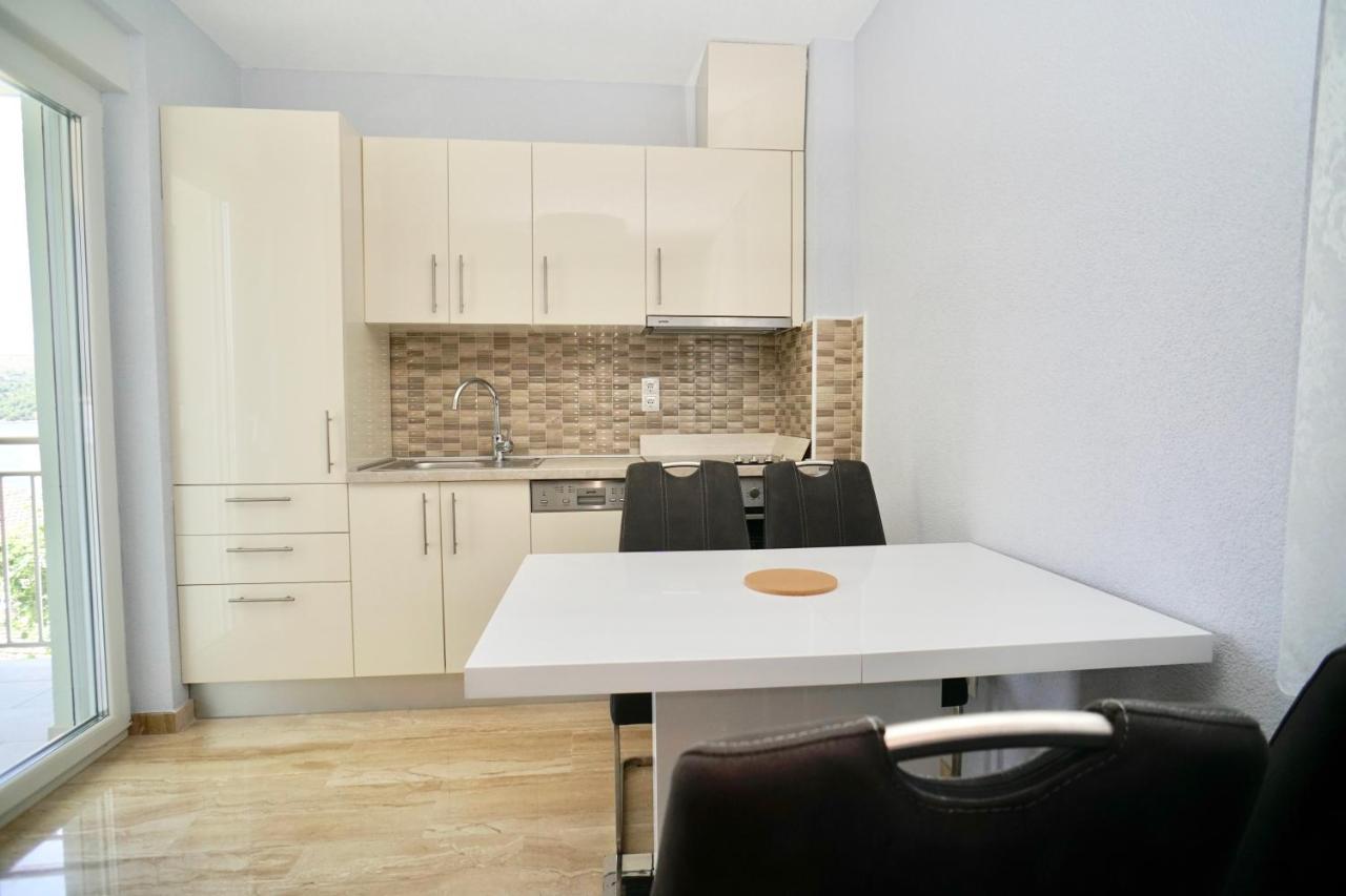 Trogir-Luxury Villa Sapphirus เซเกต วรันยีชา ภายนอก รูปภาพ